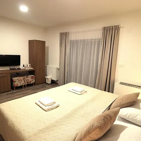 Apartmani I Sobe Laganini Nova Gradiska Exterior foto