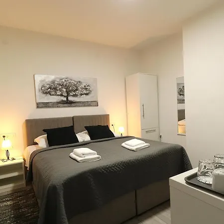 Apartmani I Sobe Laganini Nova Gradiska Exterior foto