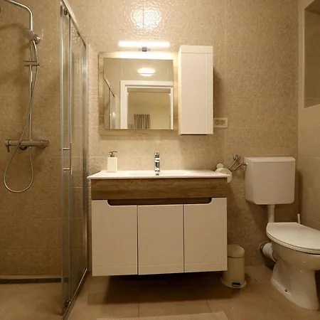Apartmani I Sobe Laganini Nova Gradiska Exterior foto