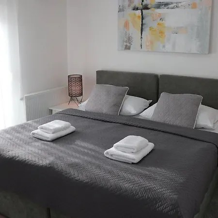 Apartmani I Sobe Laganini Nova Gradiska Exterior foto