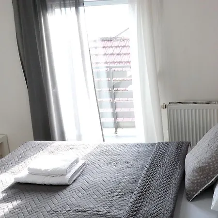 Apartmani I Sobe Laganini Nova Gradiska Exterior foto