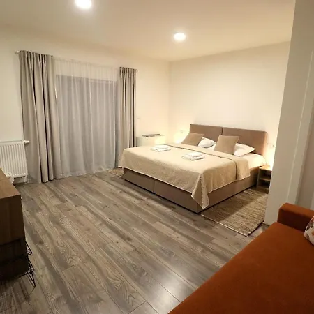 Apartmani I Sobe Laganini Nova Gradiska Exterior foto
